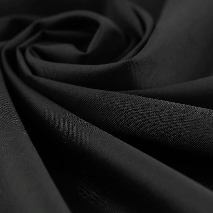 MATELASSE ENGUATADO ROMBOS Y BASTONES - Image 38